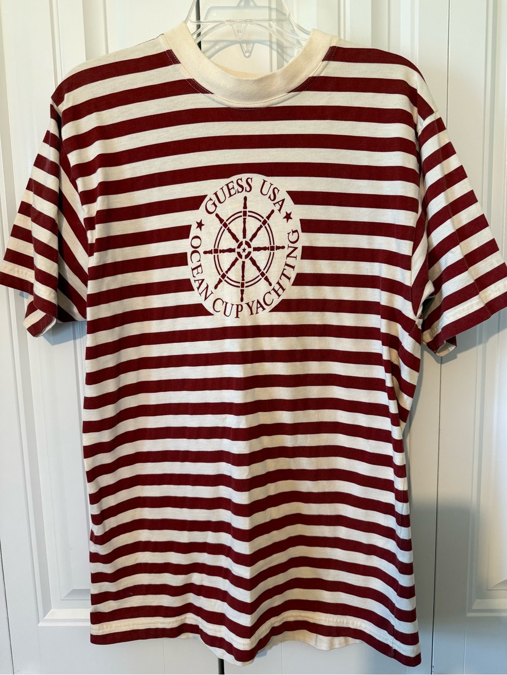 Vintage 90’s Guess Red & White Striped Men’s T-Shirt